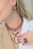Maxi Colar Zuleide: Clássico de Pérolas e Strass no Cobre Velho | Peça Exclusiva