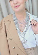 Maxi Colar Luxor com mix de correntes prata e pingente de coração com strass cristal