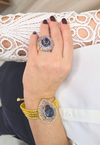 Pulseira Charline com pingente de gota de pedras ametista, azul e black diamond banhado no dourado