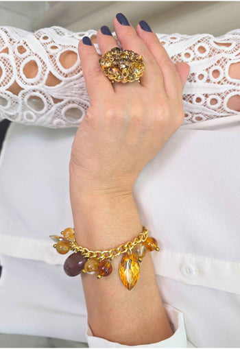 Pulseira Cardoso de elos dourados com bolas e pingentes de resina marrom