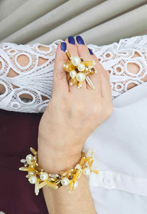 Pulseira Olinda com perolas, miçangas e corrente dourada