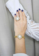 Pulseira Paulina de pingente com perolas e veneziana dourada