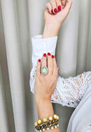 Pulseira Emporium com perolas e correntes ouro velho