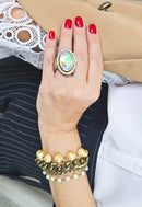 Pulseira Emporium com perolas e correntes ouro velho