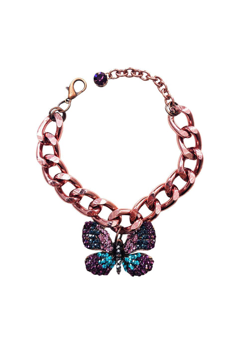 Pulseira Lucimara com pingente de borboleta colorida no banho vintage