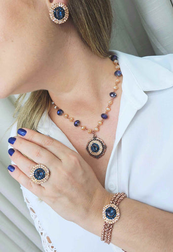 Pulseira Barcelona com cristais azuis e pêssego banhado no vintage